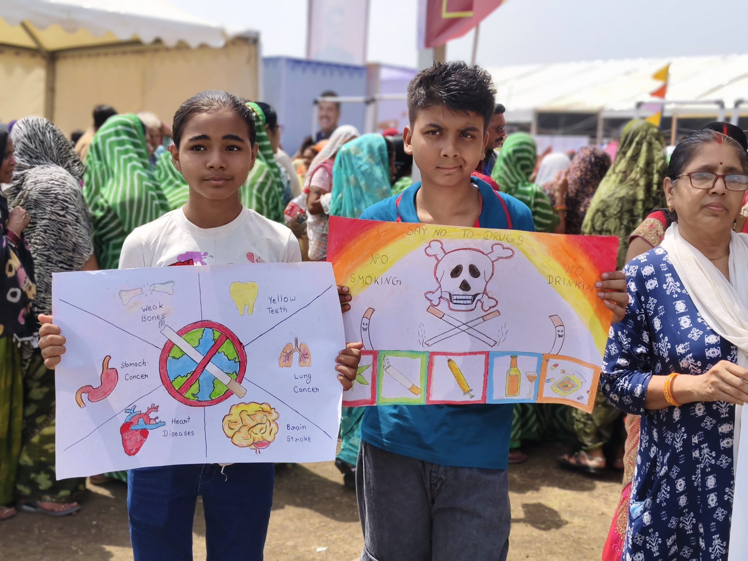 नशे के खिलाफ घर से ही आवाज उठाना होगी