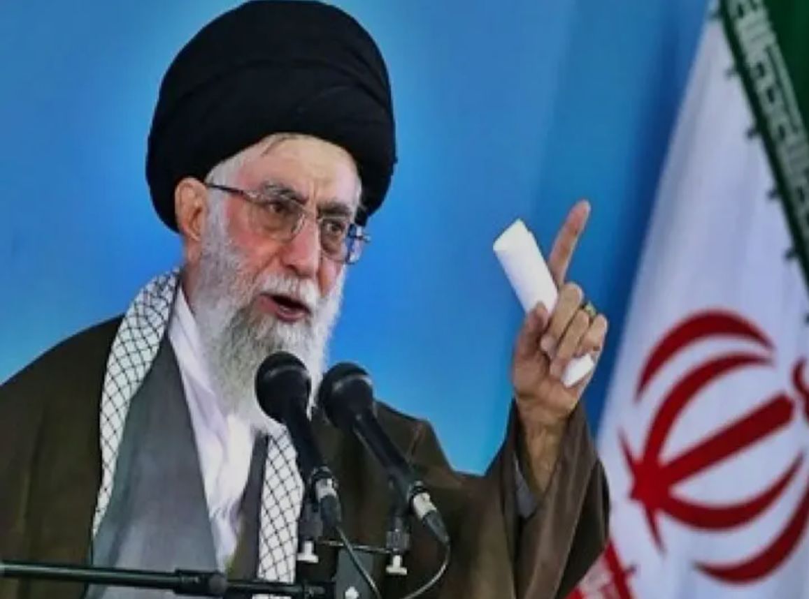 ईरान की चेतावनी – इज़रायल की मदद की तो उड़ा देंगे सैन्य ठिकाने